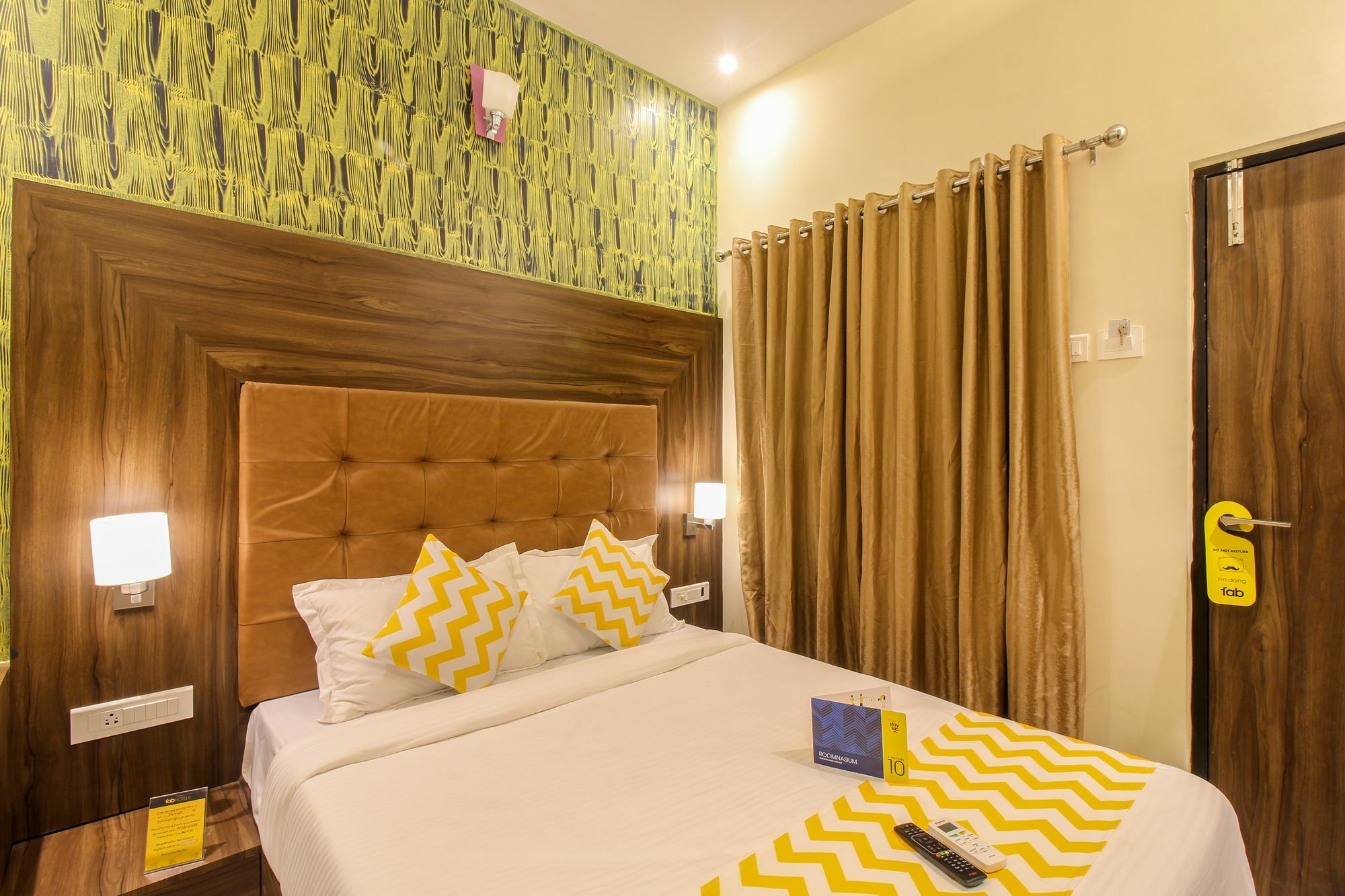 Fabhotel Amour - Nr Mumbai International Airport Exteriör bild
